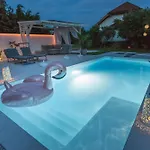 Mit Pool Und Garten Thalheim bei Wels