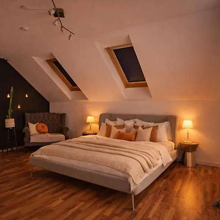 Villa Mit Pool Und Garten