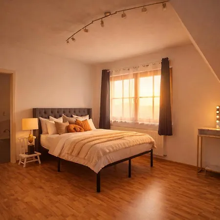 Mit Pool Und Garten Thalheim bei Wels