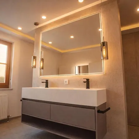 Mit Pool Und Garten Thalheim bei Wels