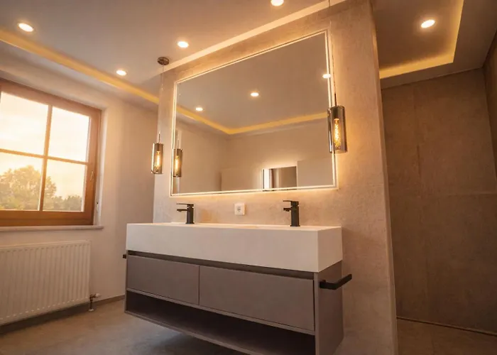 Mit Pool Und Garten Thalheim bei Wels