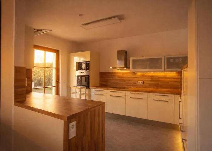 Villa Mit Pool Und Garten *