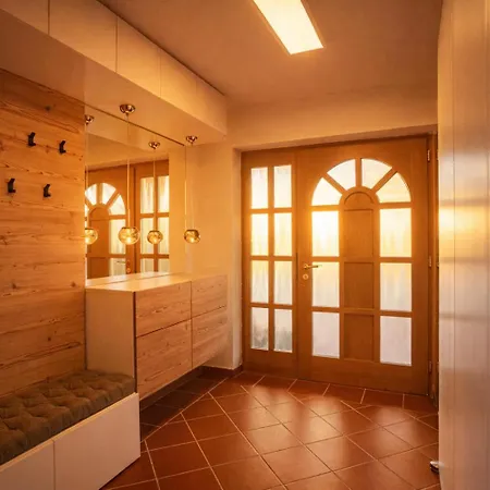וילה Mit Pool Und Garten *