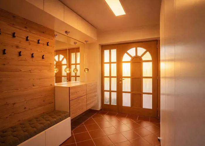 Villa Mit Pool Und Garten *